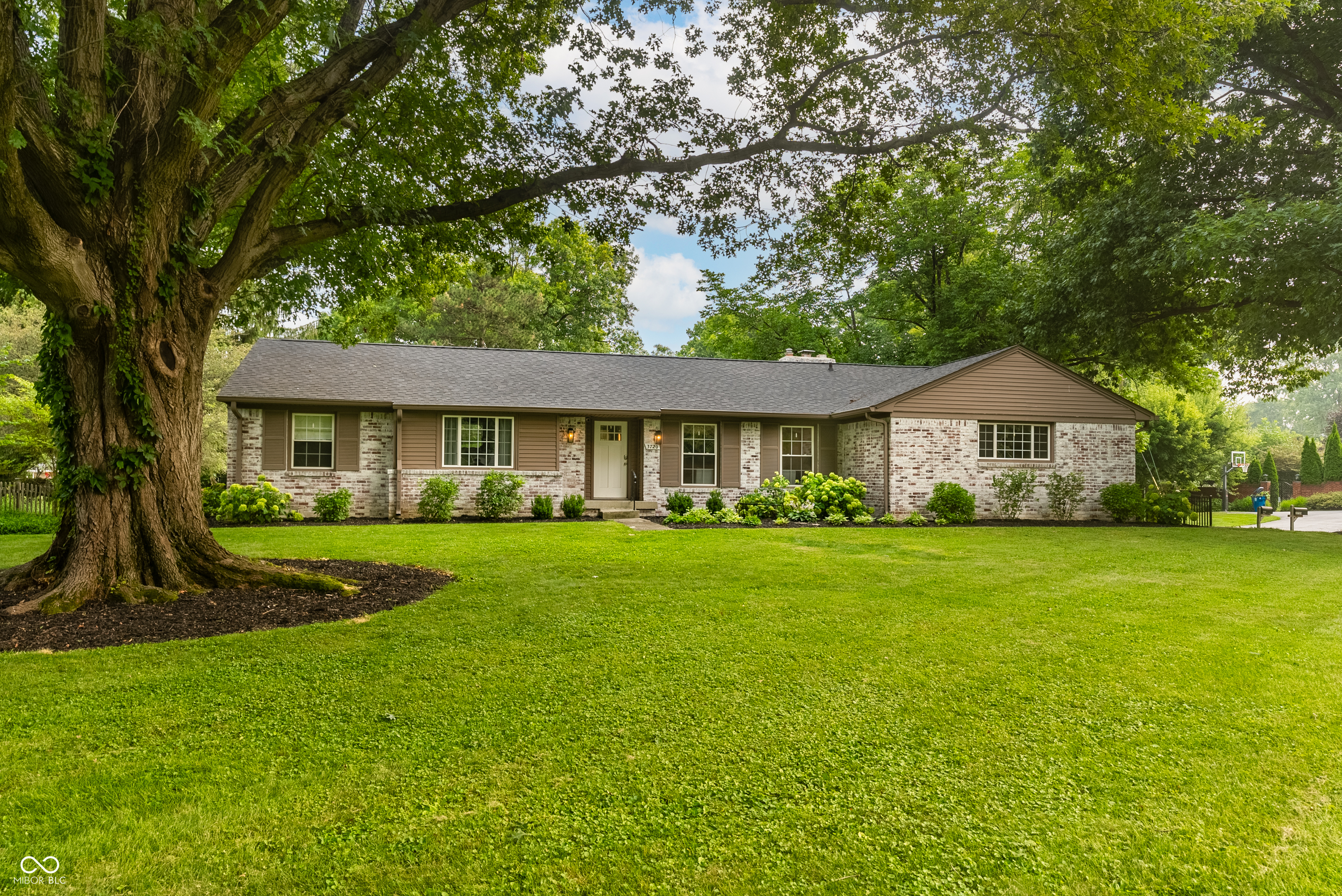 3720 Briarwood Drive
