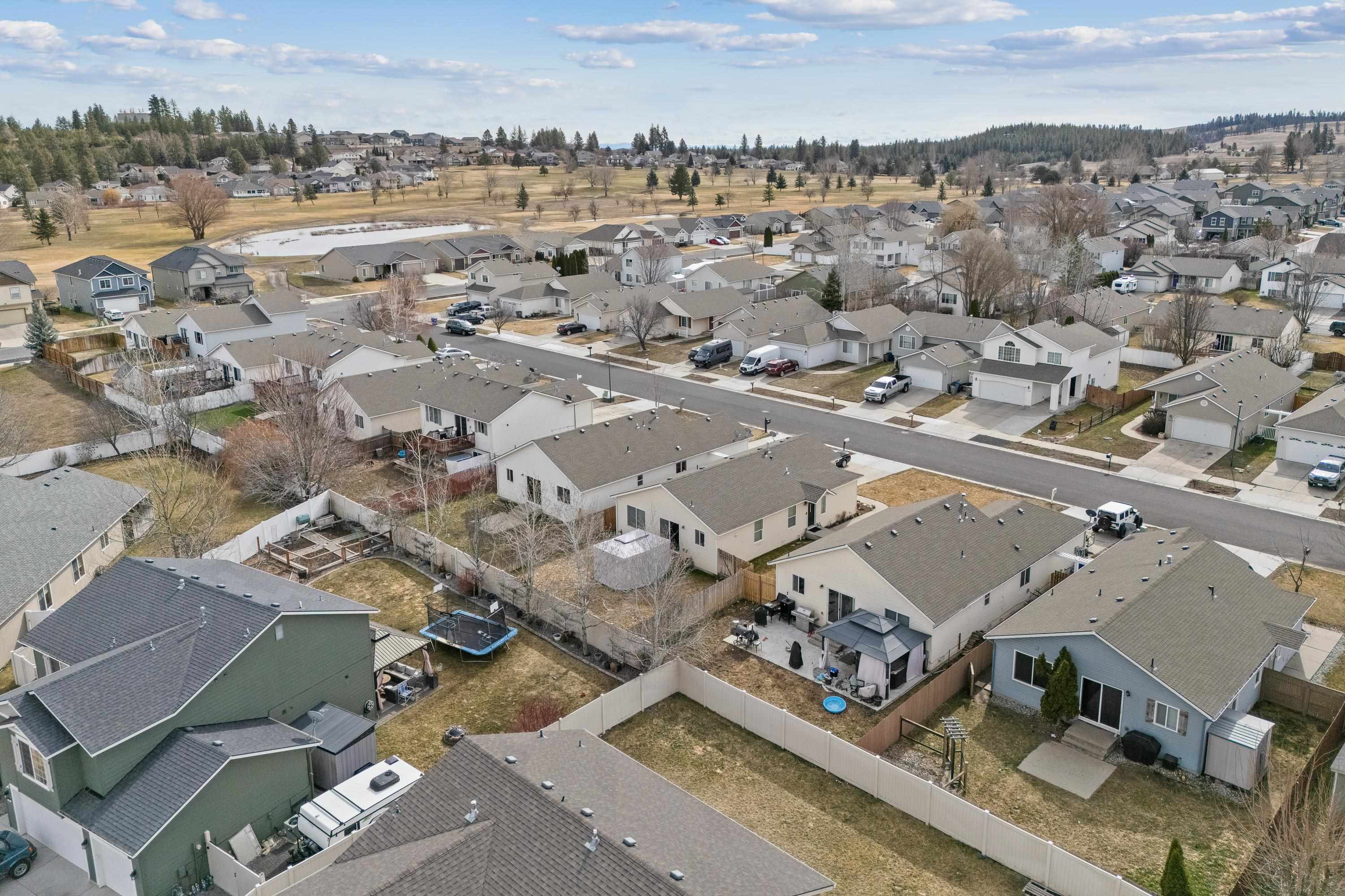 10026 W Barberry Ave