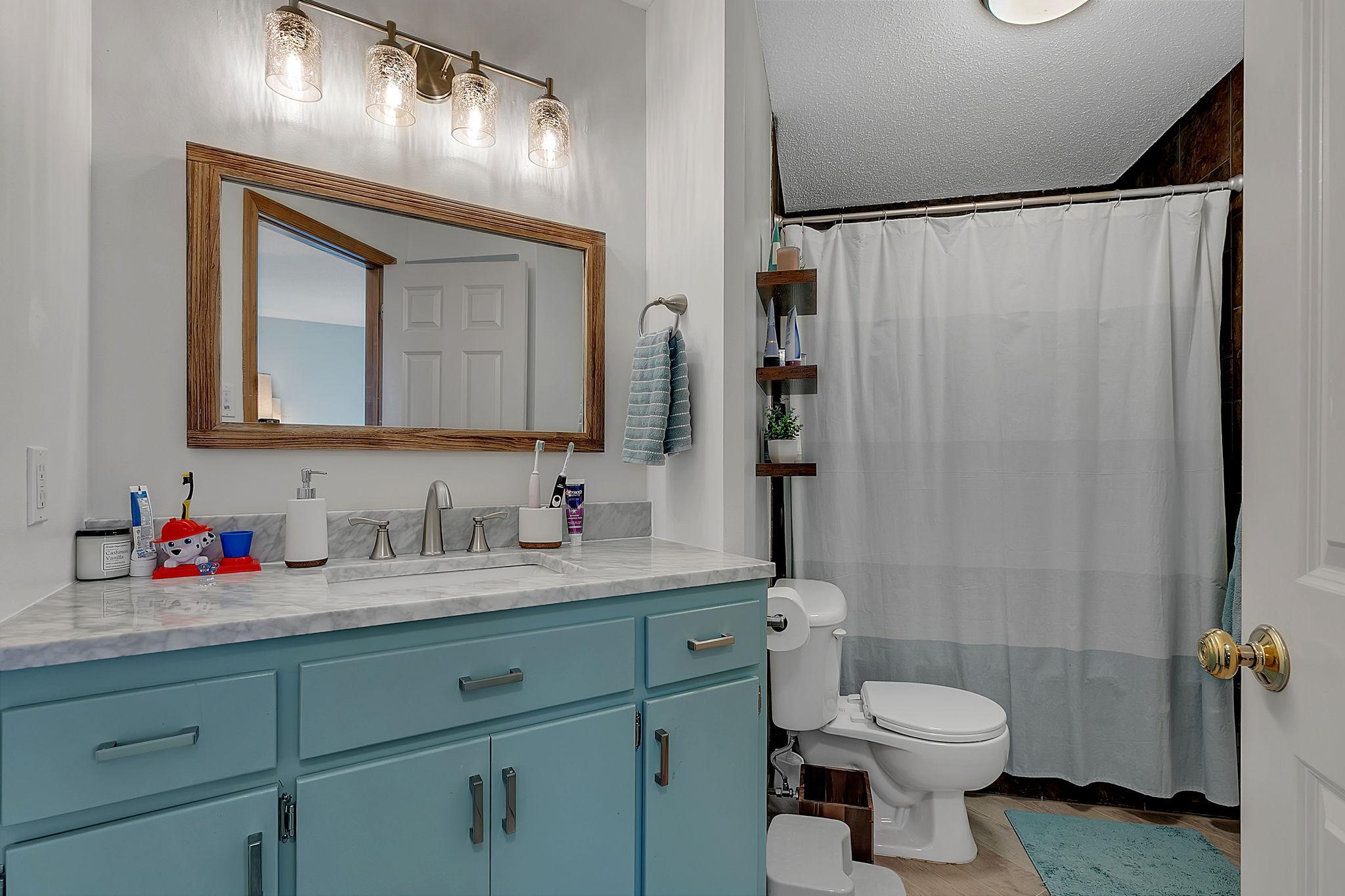 1083 Lawrence Circle