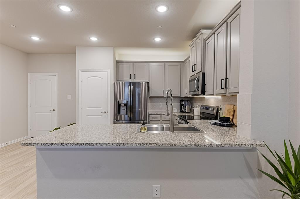 2728 Baneberry Lane