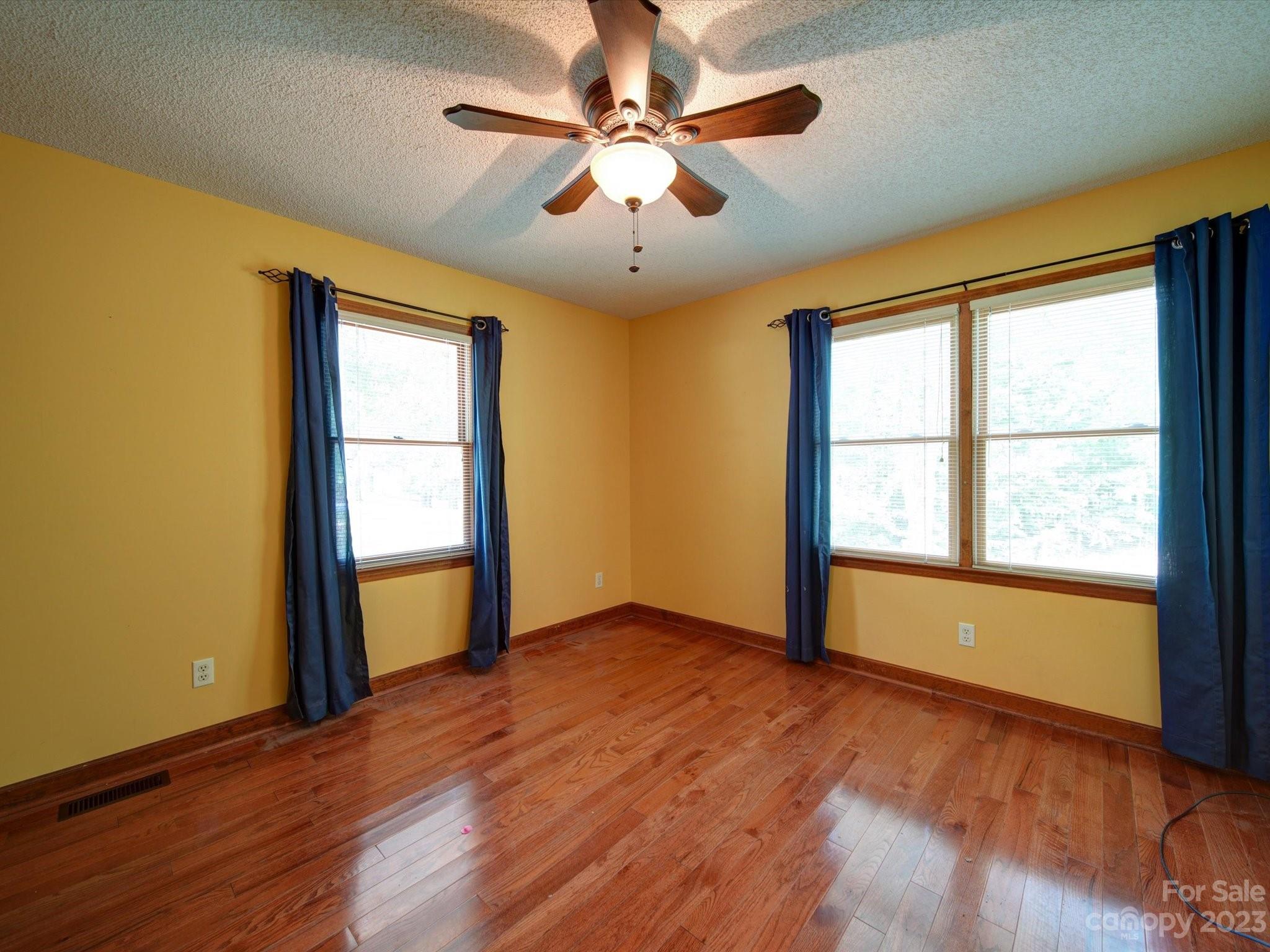605 Heatherwood Drive