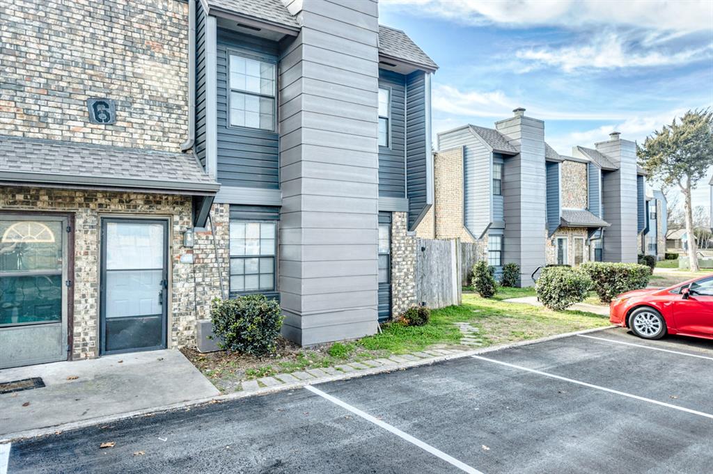 Stunning Cottonwood Townhouse Near the University of Oklahoma!  Beautifully updated and ideally located, this spacious Cottonwood townhouse offers low-maintenance living just 1.5 miles from Campus Corner and the University of Oklahoma. Recent exterior improvements include a private fenced patio, perfect for relaxing or entertaining. Inside, you'll find granite countertops, newer appliances, and updated tile flooring, along with brand-new carpet in all three bedrooms. The refrigerator remains with the home, making this move-in-ready property even more convenient.The versatile floor plan features one bedroom and a full bath downstairs, plus two large bedrooms and an additional full bath upstairs, providing plenty of space and privacy for roommates, family, or guests.Whether you're looking for an affordable home near OU or a smart investment for your student, this property is an excellent opportunity. Let your roommates help pay the housing costs while you build equity in your own home!For added peace of mind, the seller is providing a one-year First American Home Warranty.Convenient, affordable, updated, and just minutes from OU—this Cottonwood townhouse is a fantastic opportunity for homeowners and investors alike!