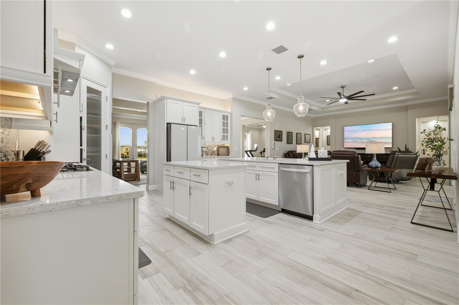 5315 San Remo Circle