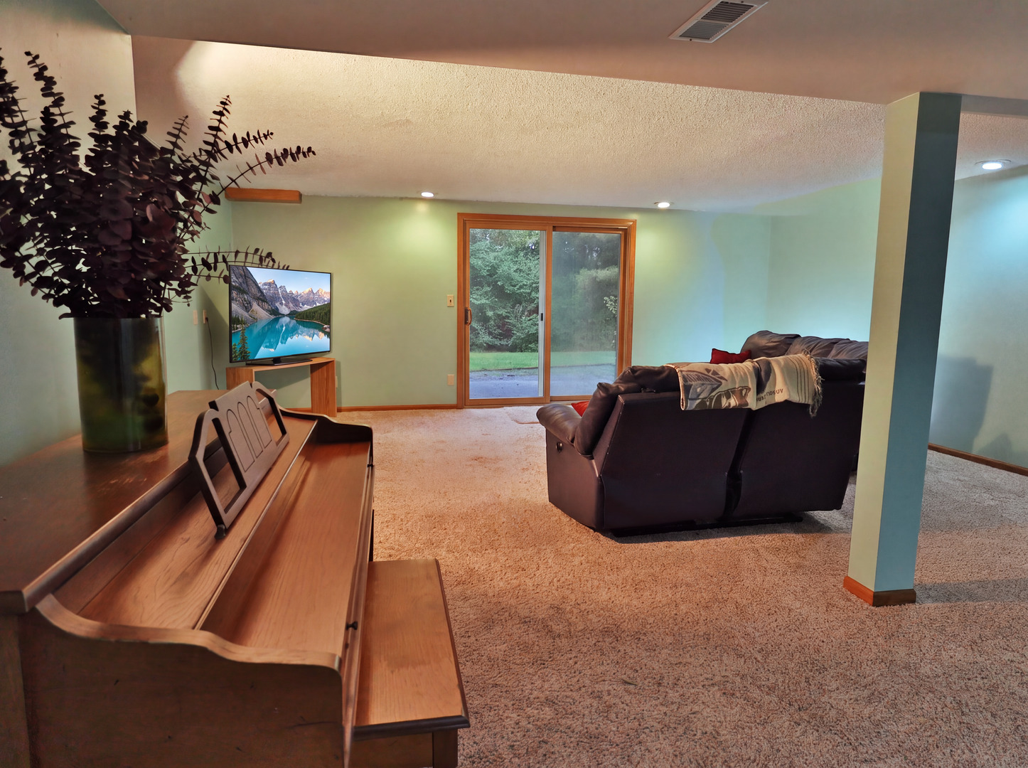 6607 Oak Ridge Lane