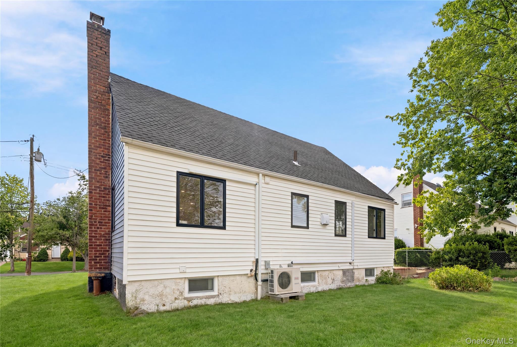 2693 Fox Road