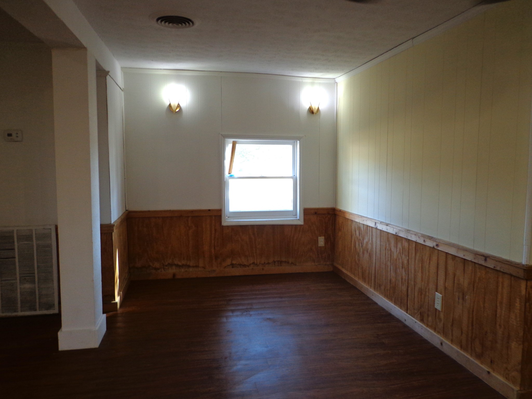 4870 Highway 70 W