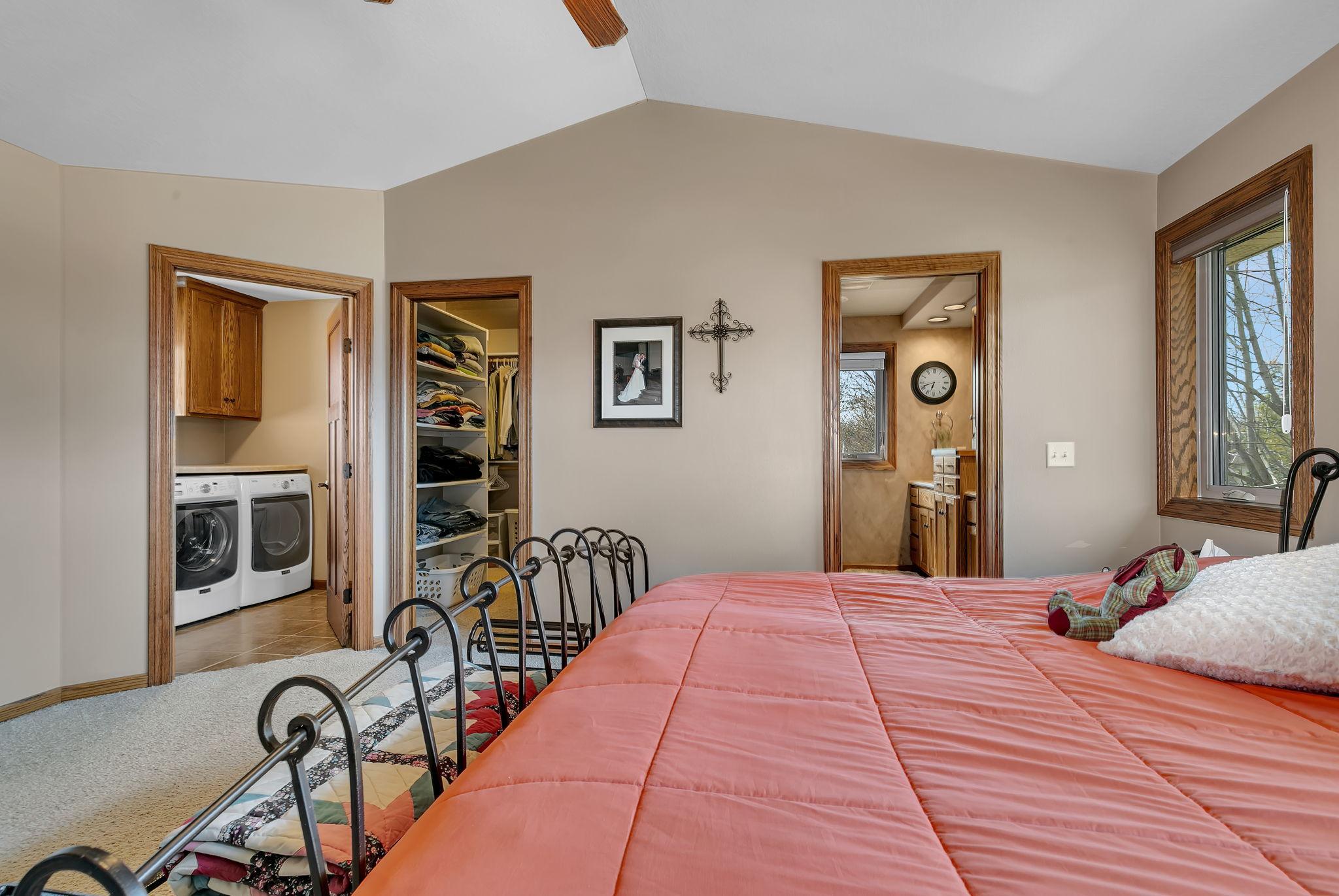 1201 Huntington Drive S