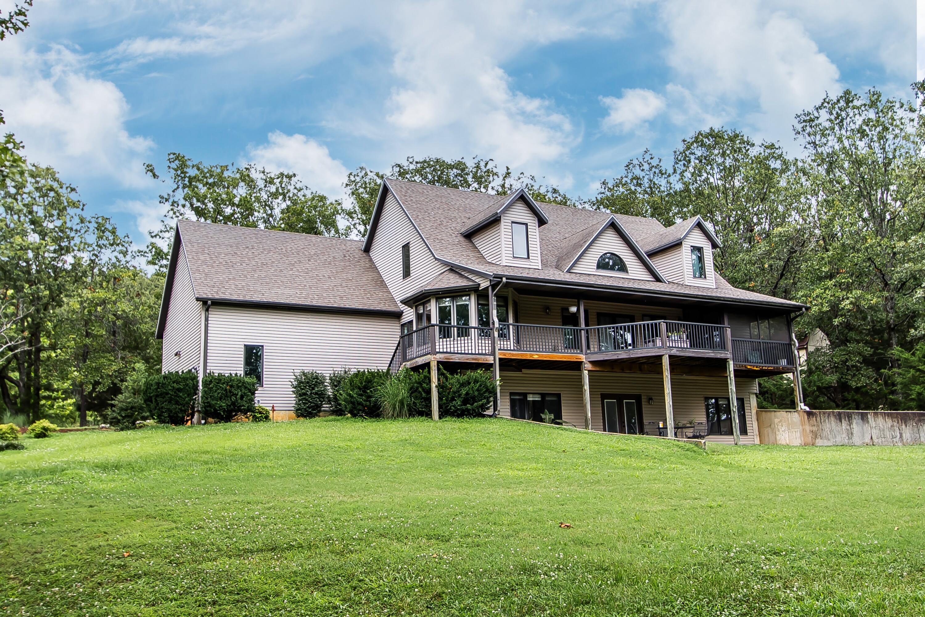 9730 N Farm Road 205
