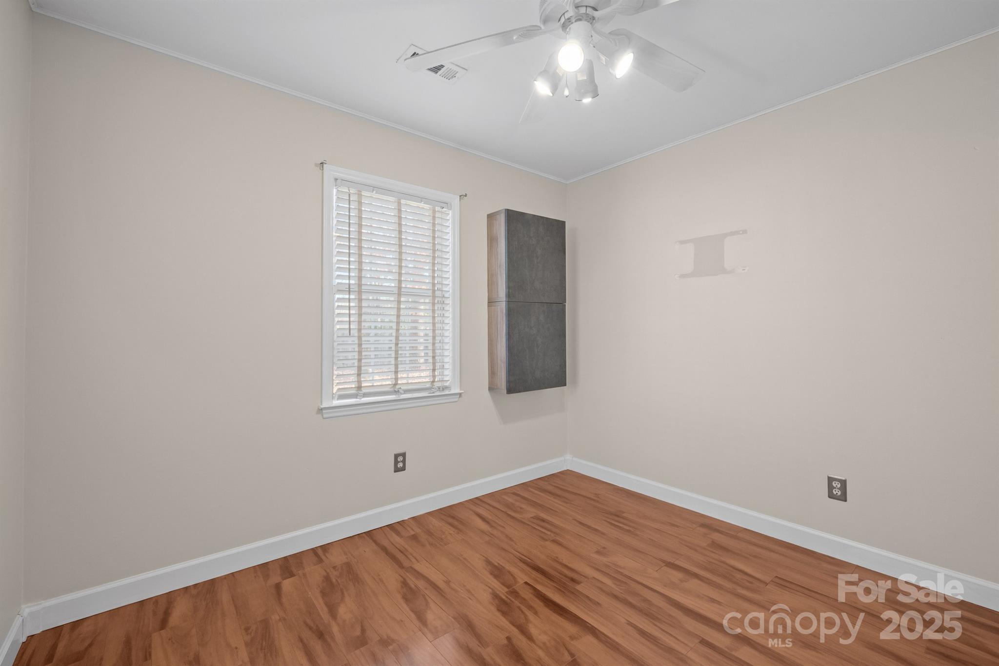 172 Valleybrook Drive