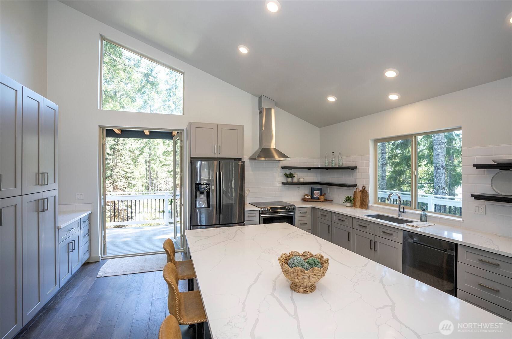 240 E Susan Lane