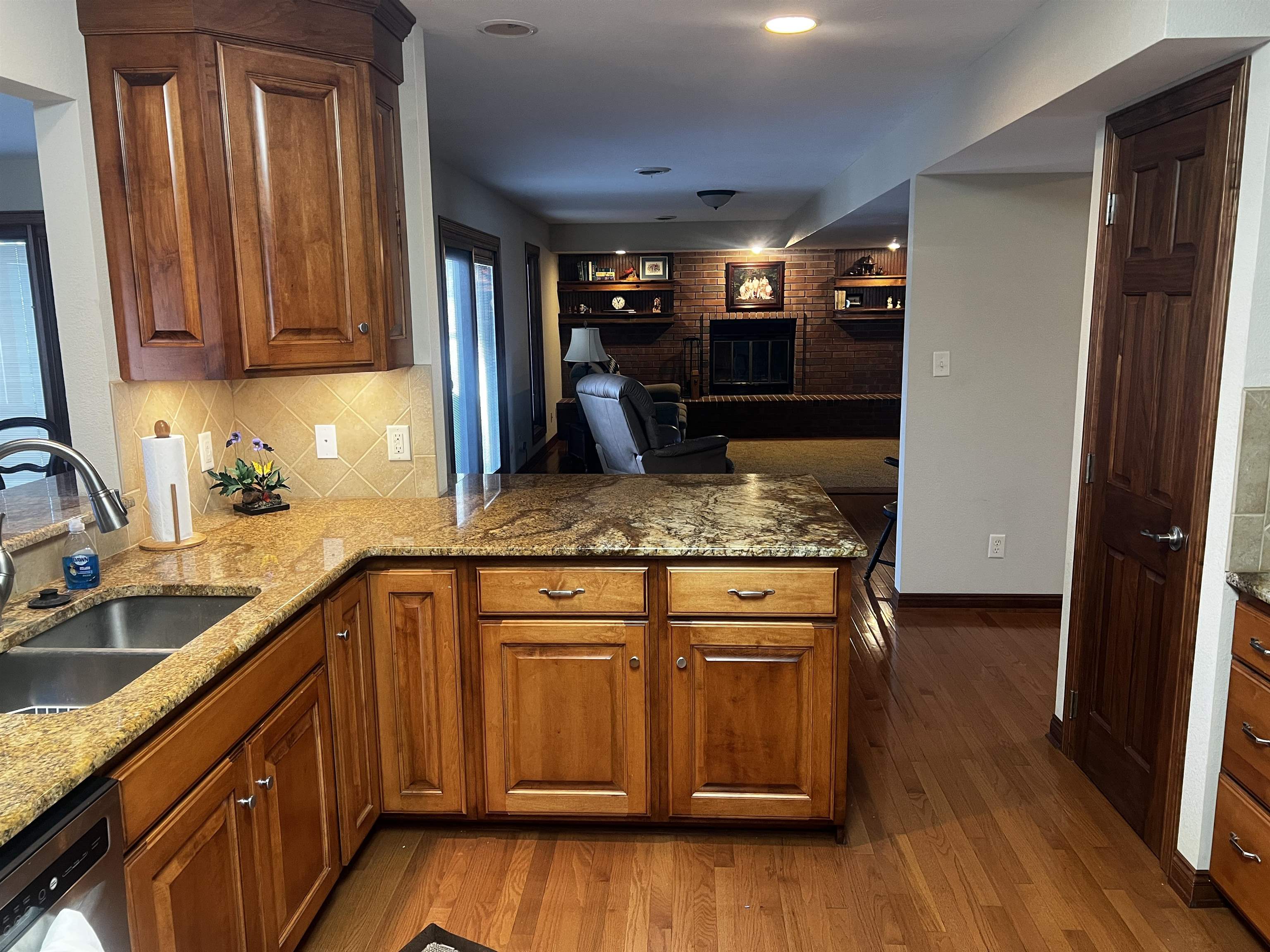 2305 N Squirrel Run
