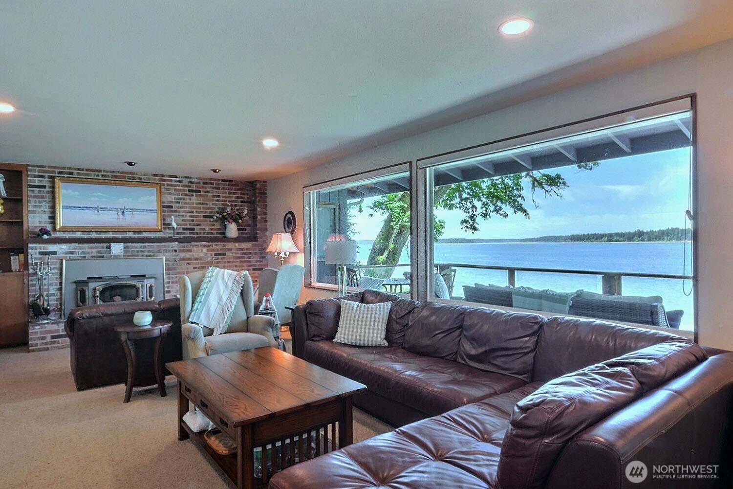 7504 Crescent Beach Road NW