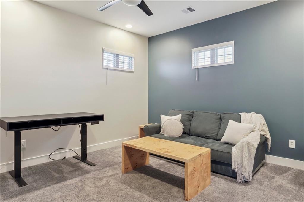 10239 N Kansas Avenue