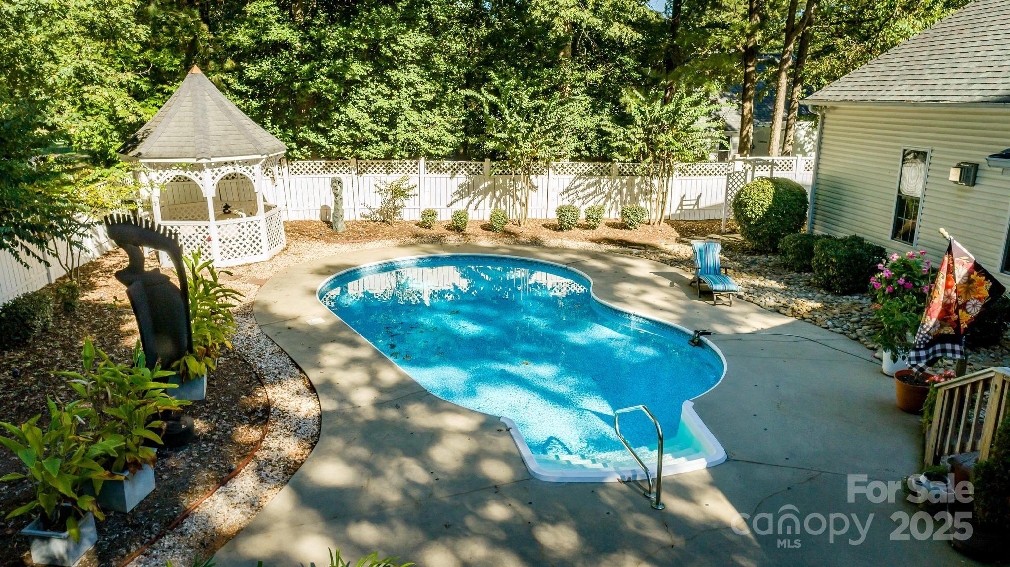 7843 Nine Iron Court