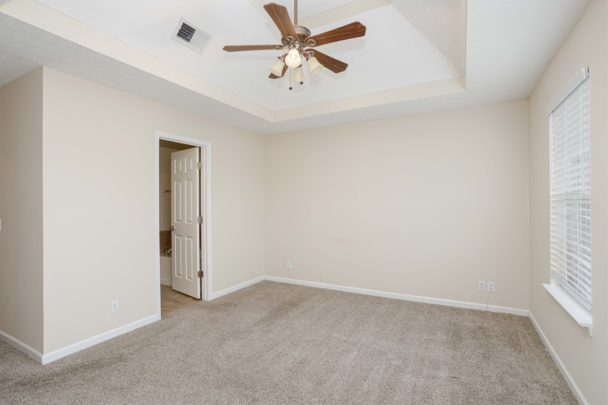 908 Indian Ridge Circle