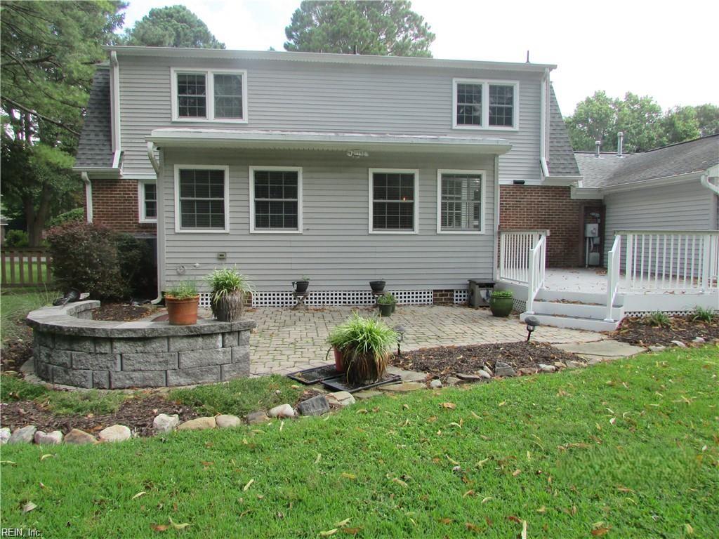 15 Carriage Hill Drive