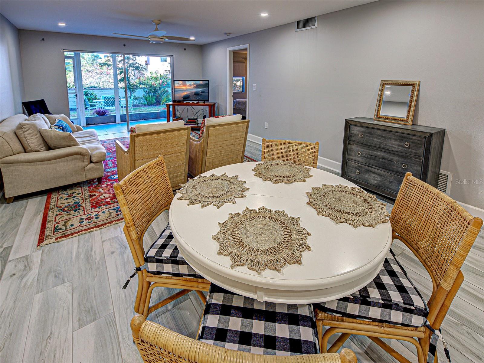 260 Santa Maria Street 109