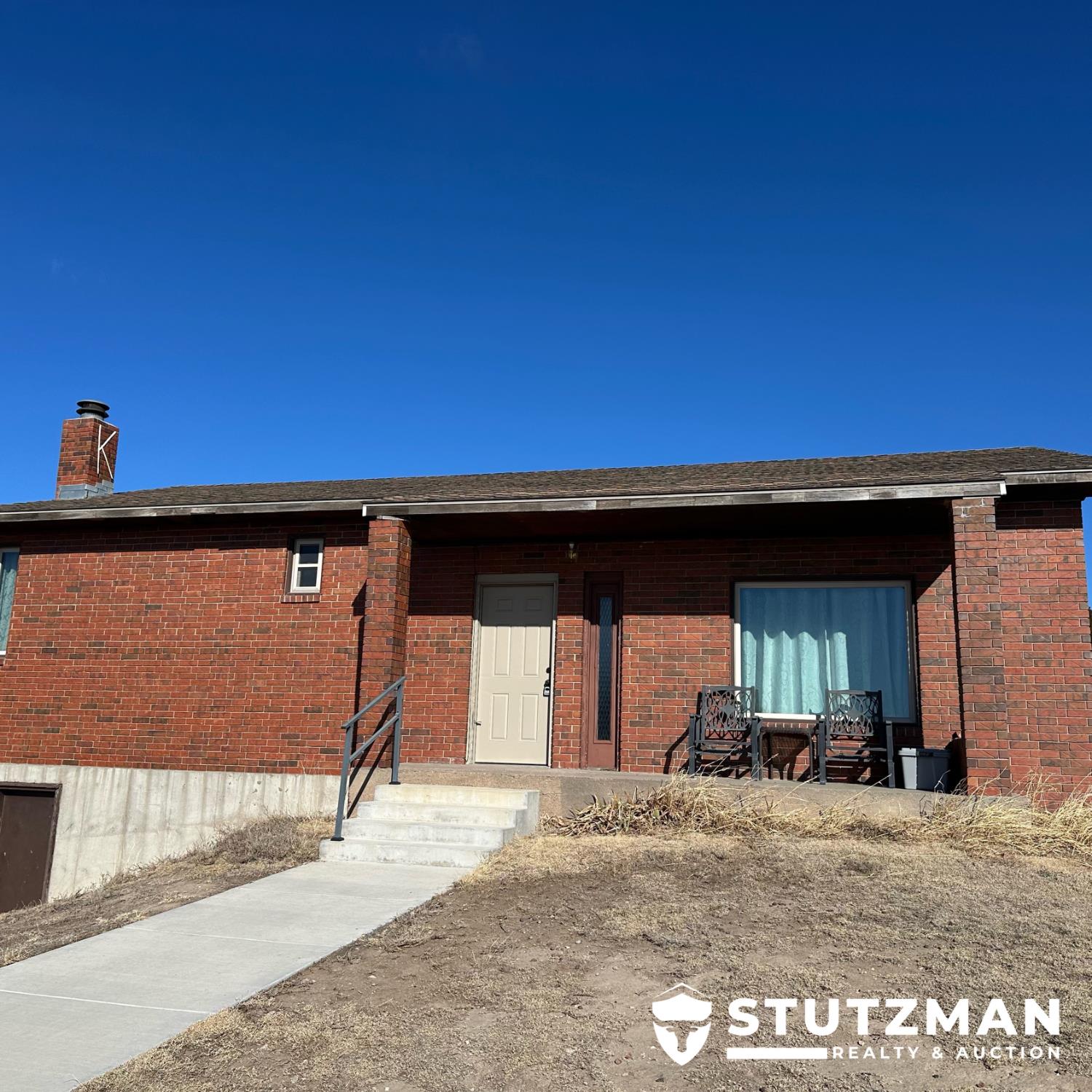 1047 Road H