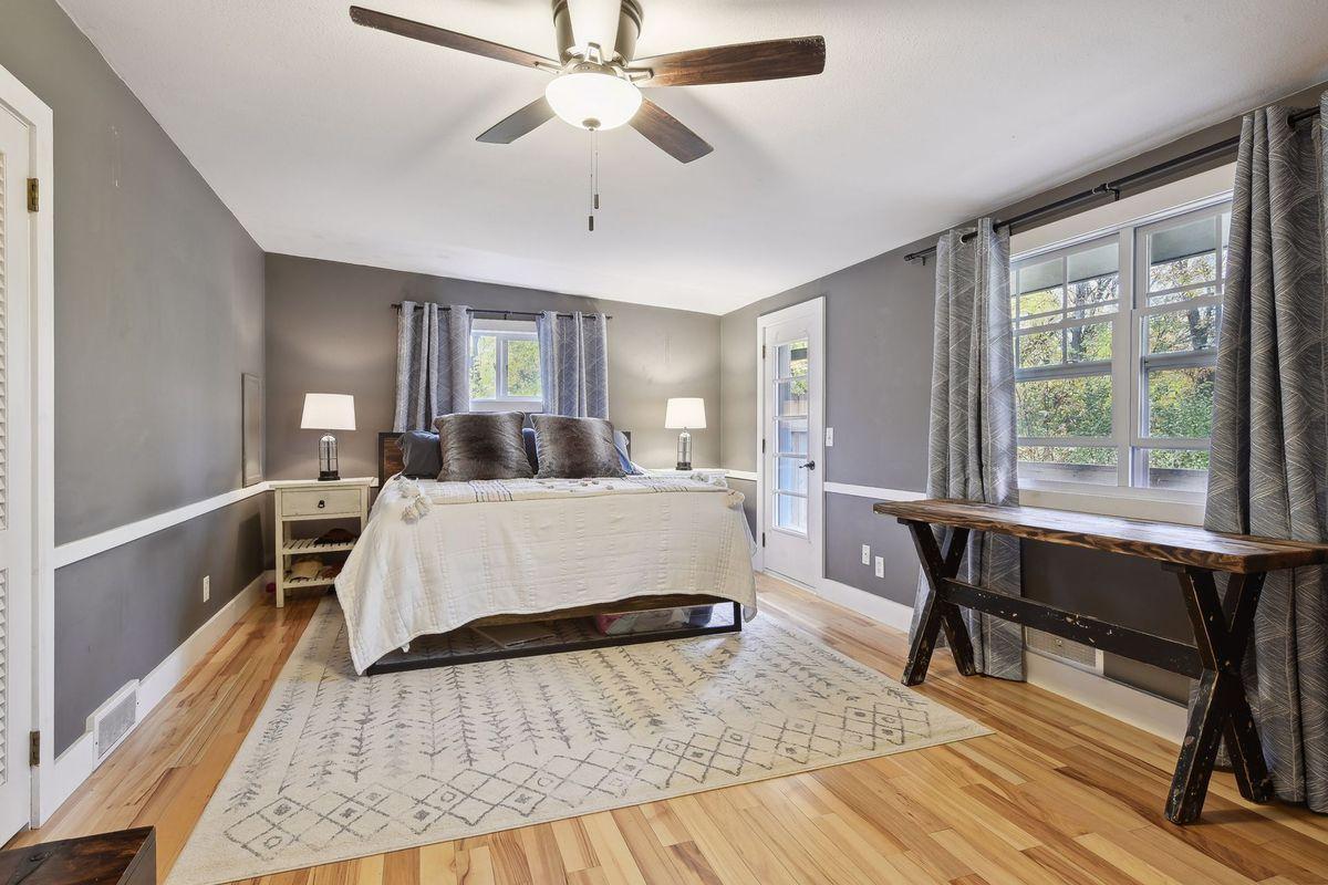 25640 Sunnyvale Lane