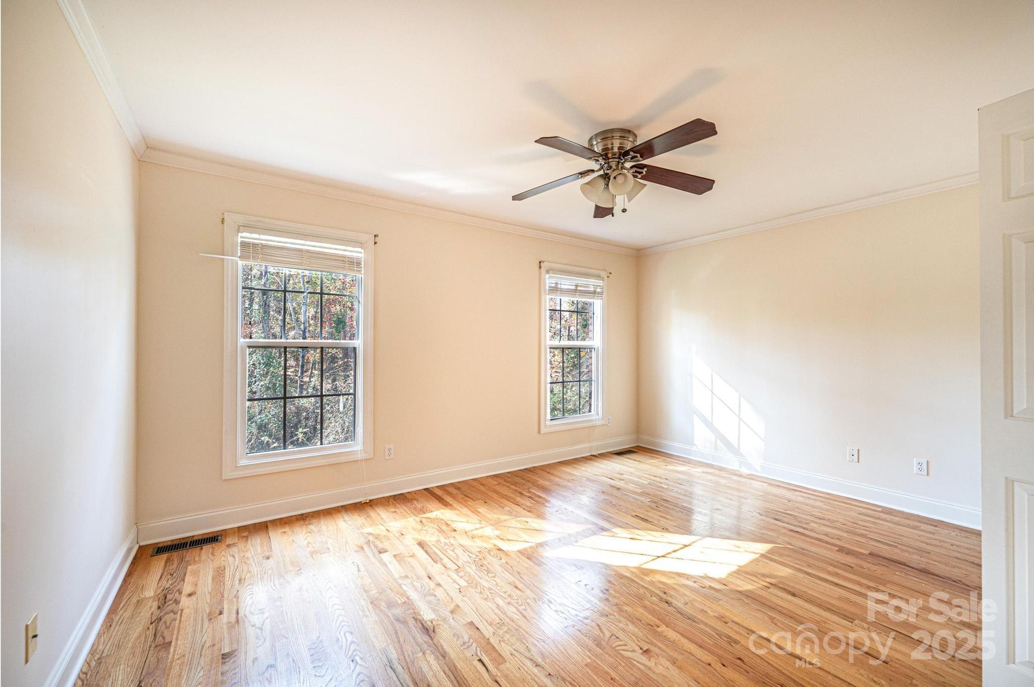 1436 20th Avenue Place NE