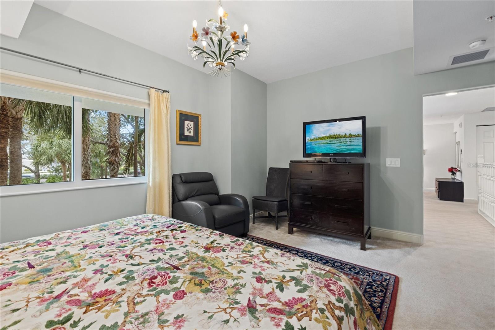 800 N Tamiami Trail 103