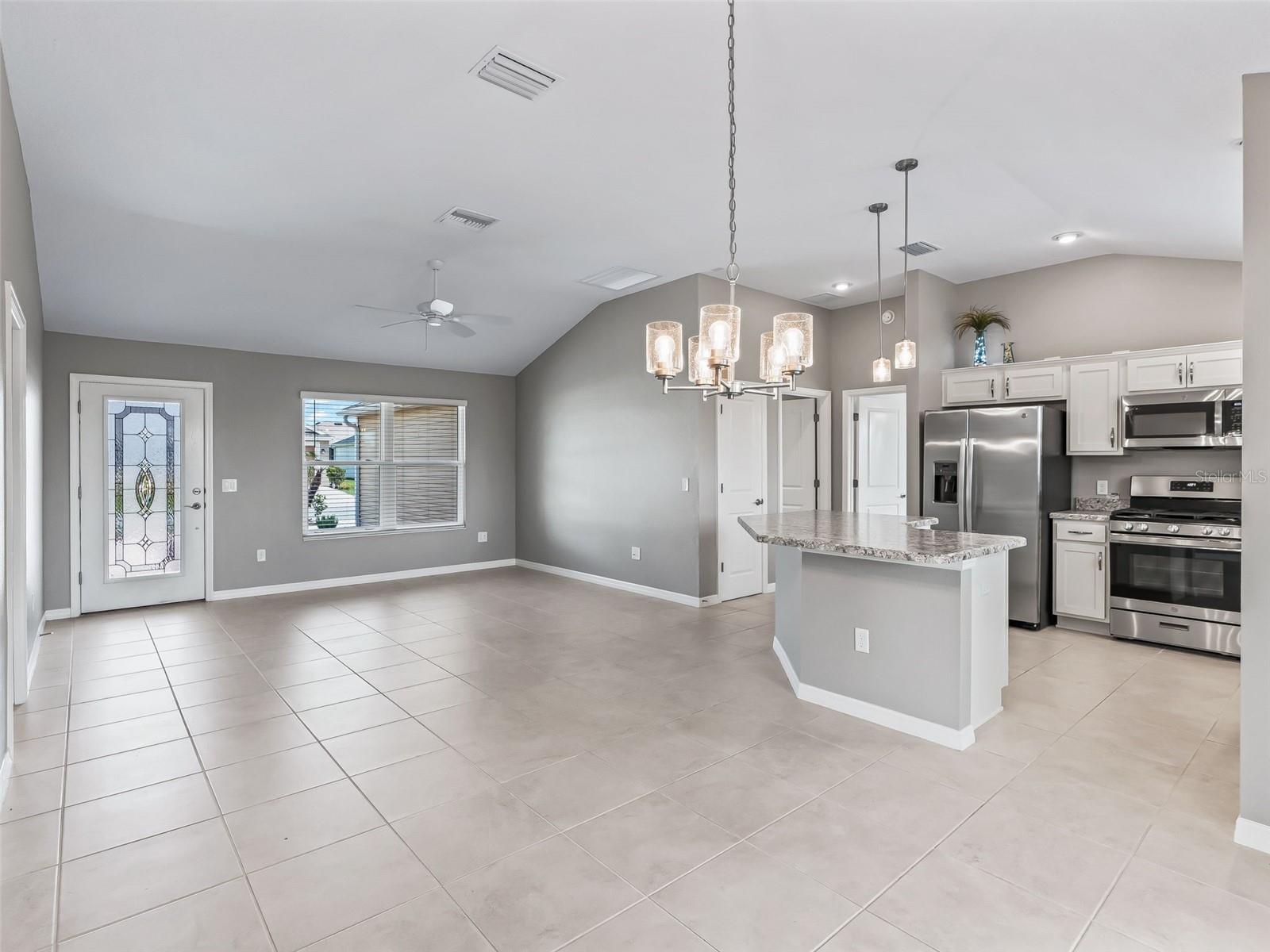 2816 Navy Hill Circle