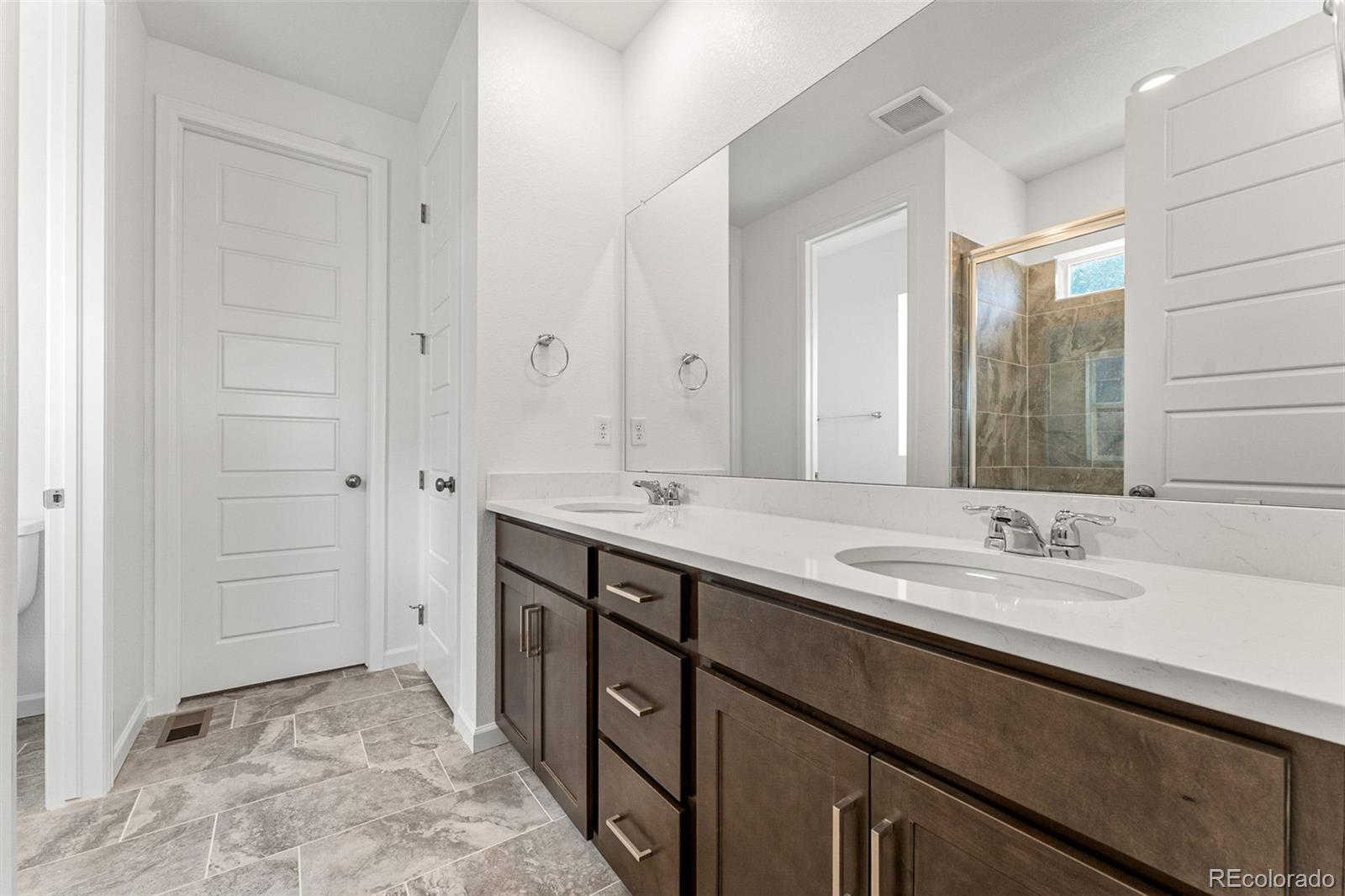8844 Whiteclover Street