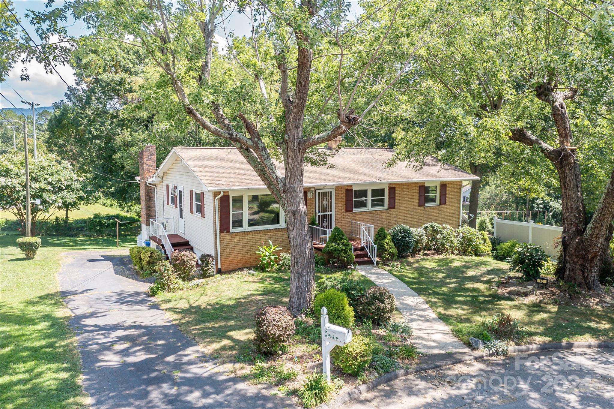 40 Harmony Lane