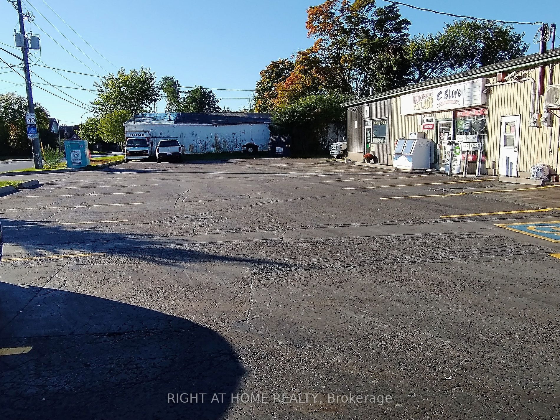 93 E Winchester Rd