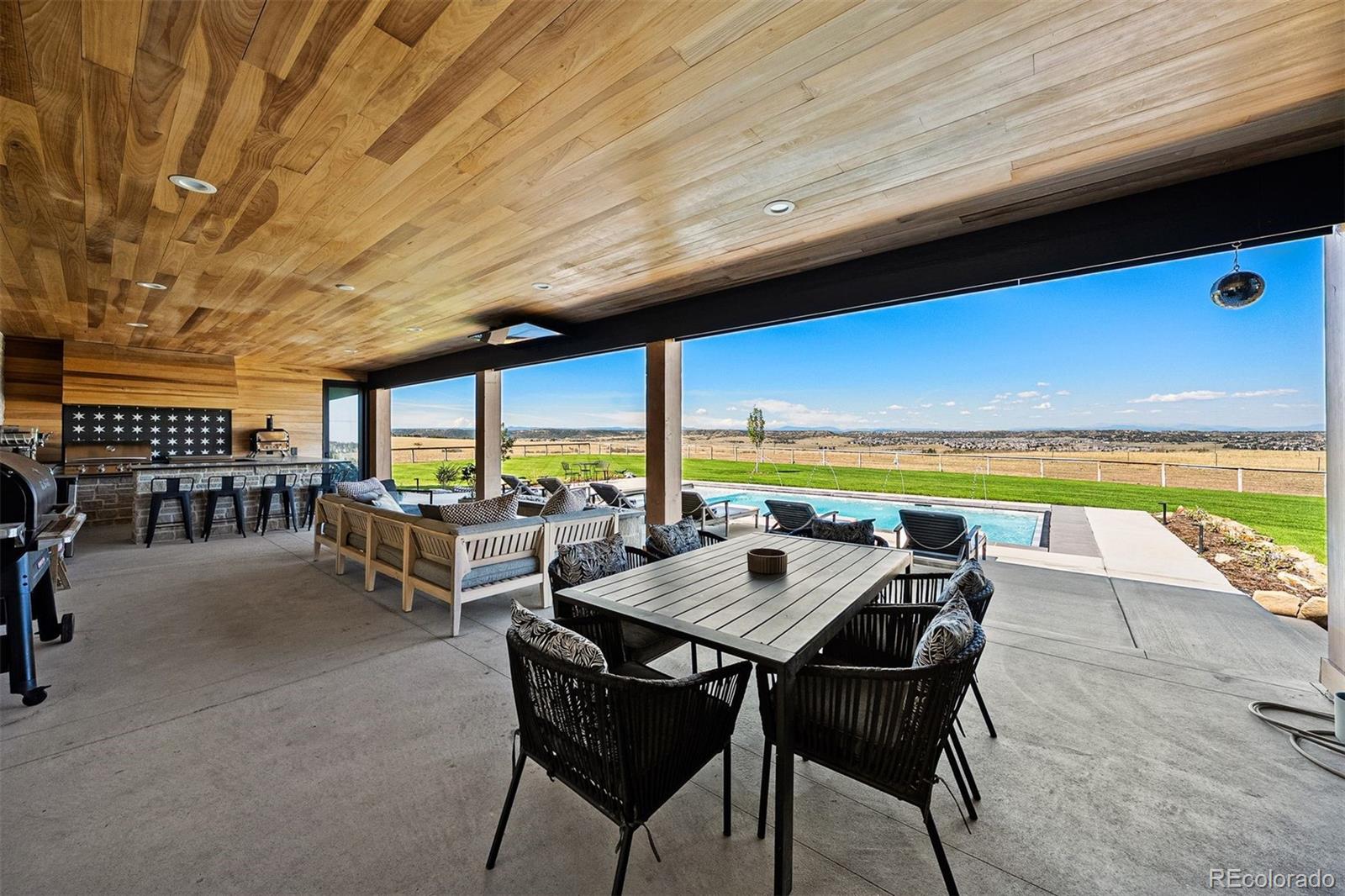7497 Fox Creek Trail