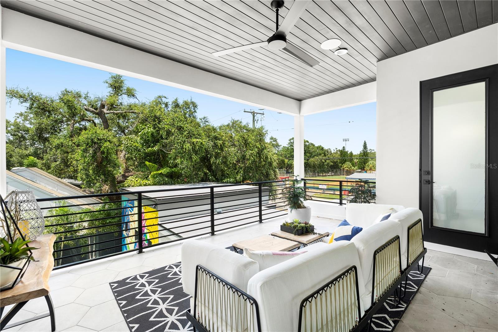 4709 W Estrella Street