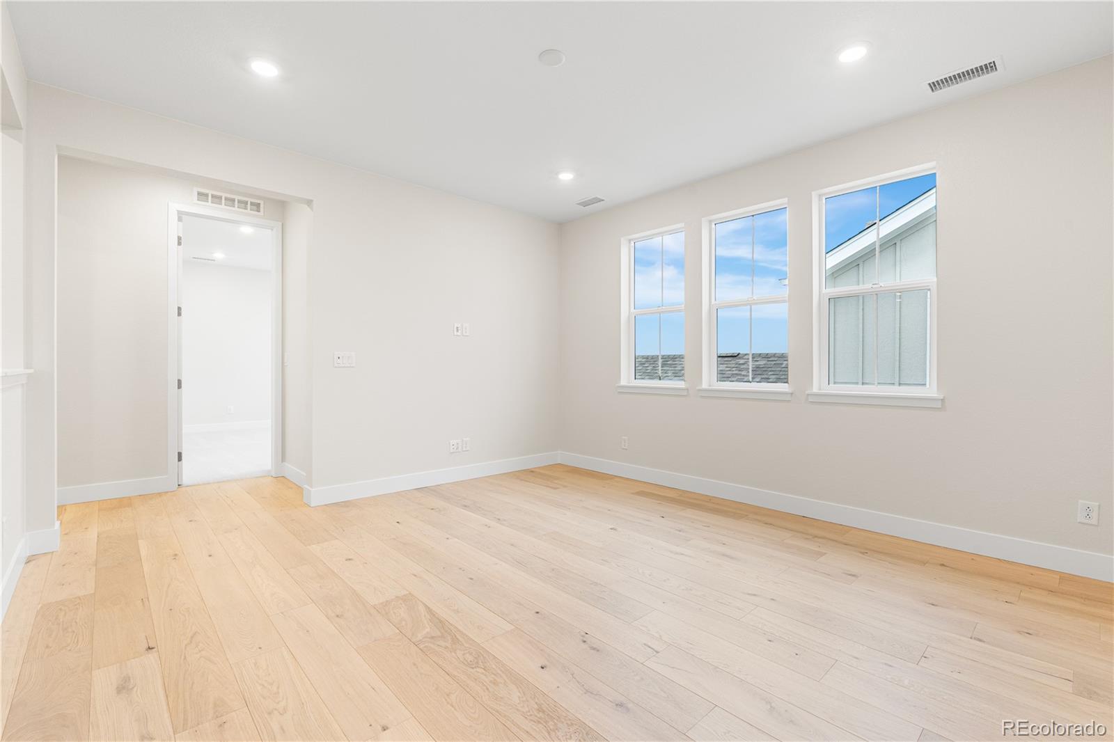 6469 Still Pine Circle