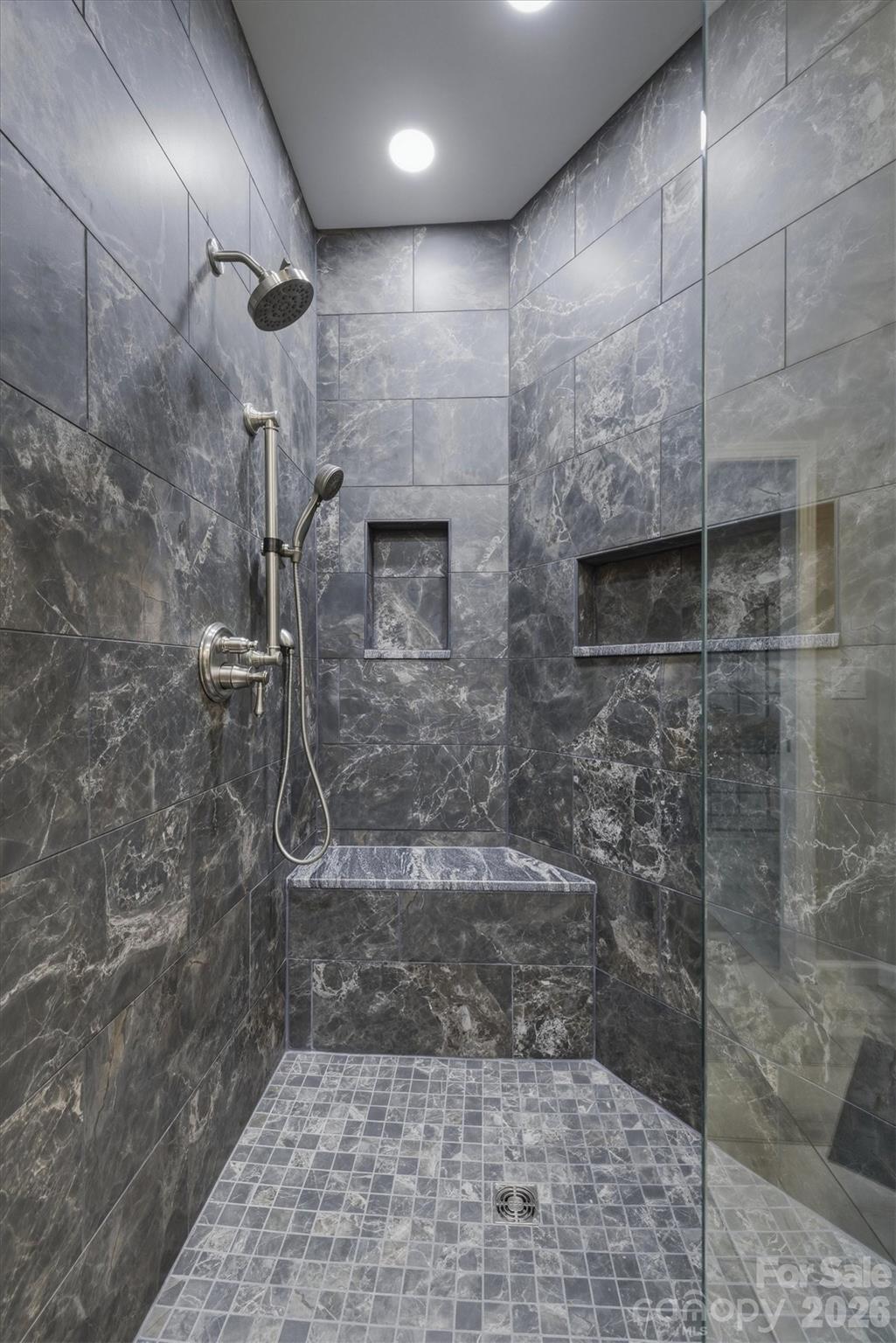315 Lakeview Trail