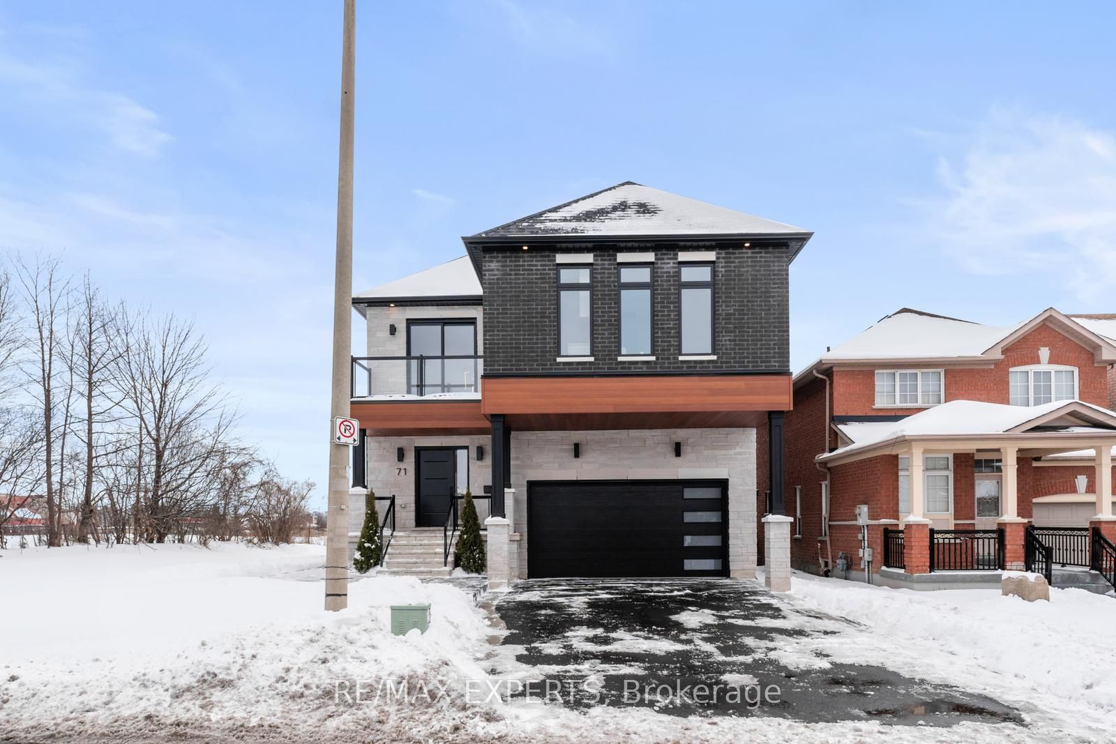 71 Hawkview Blvd