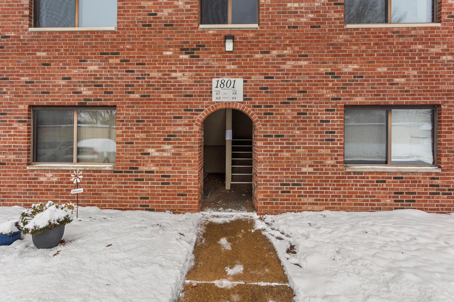 1801 Richardson Drive 7