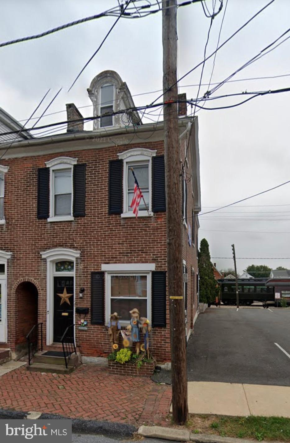 Brick semi-detached conveniently located in the borough of Boyertown. Recently renovated and updated.  Hardwood floors throughout. 4 BR's, 1.5 baths. New kitchen. Separate Dining Room. Living room with propane stove.  New heating and air conditioning system.  Enclosed rear yard. Scenically located next to train station. In walking distance of restaurants throughout Boyertown.  Property ready to be moved into.
