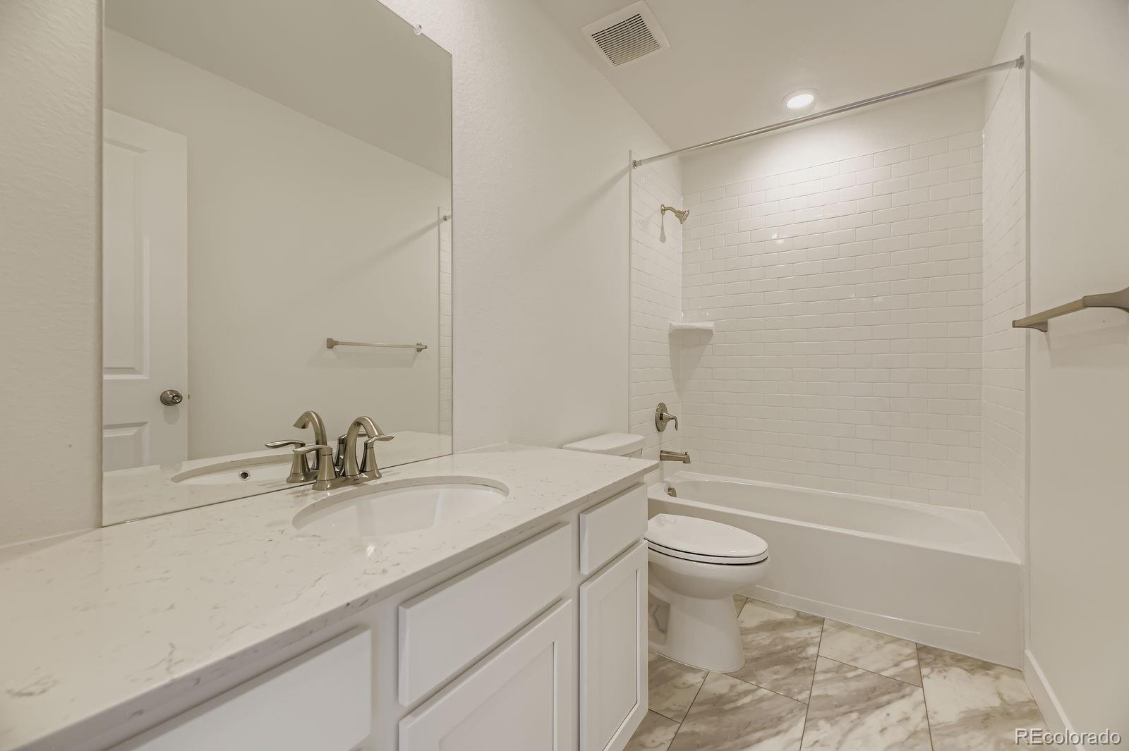 12780 W Glasgow Place