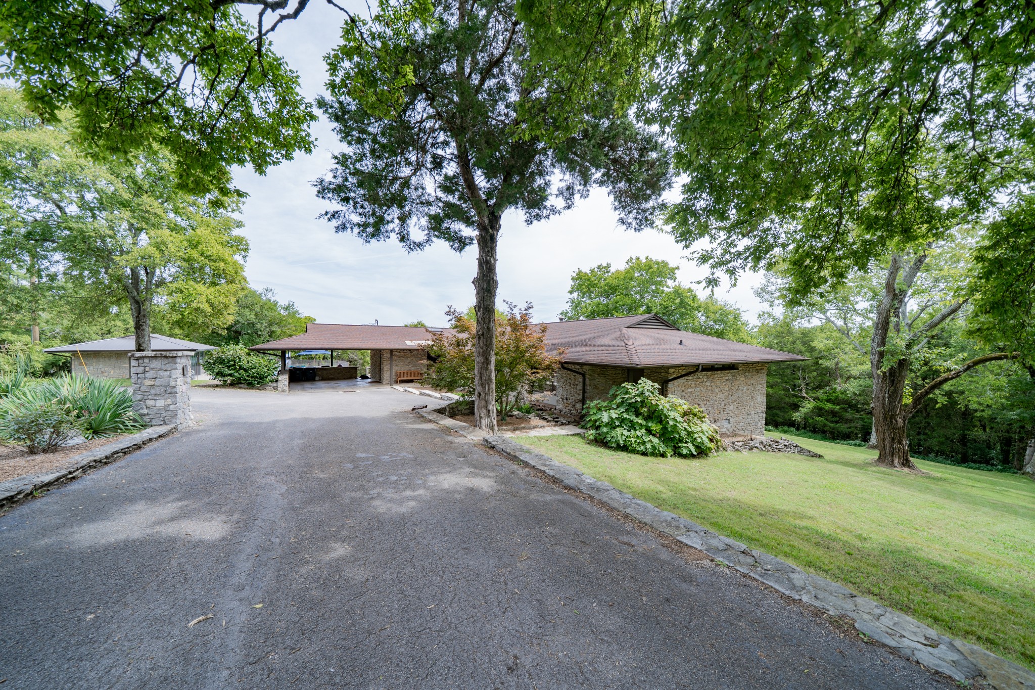 609 Cherokee Ave