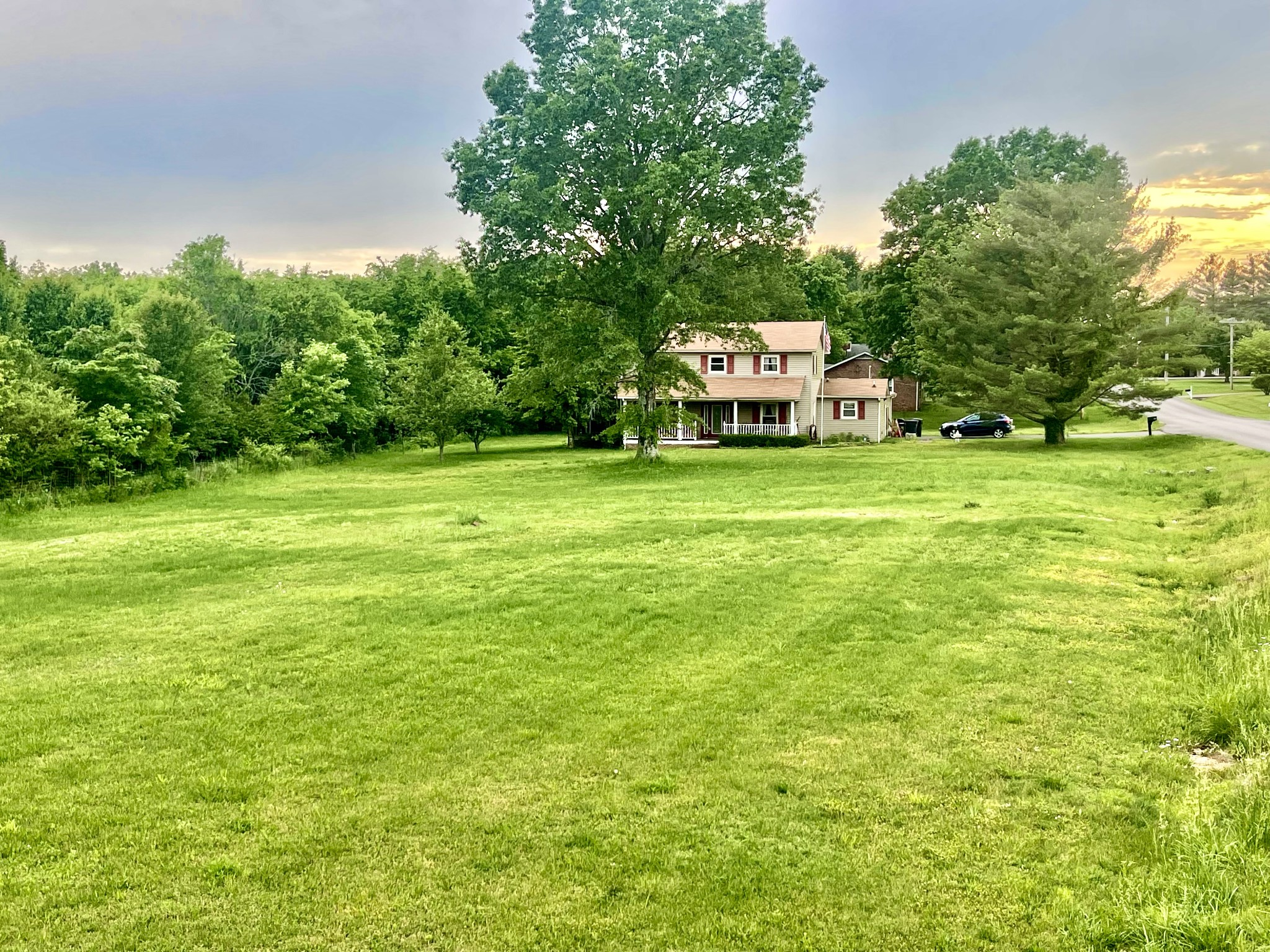 105 Juniper Dr