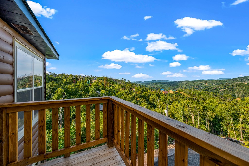 908 Crooked Ridge Rd.