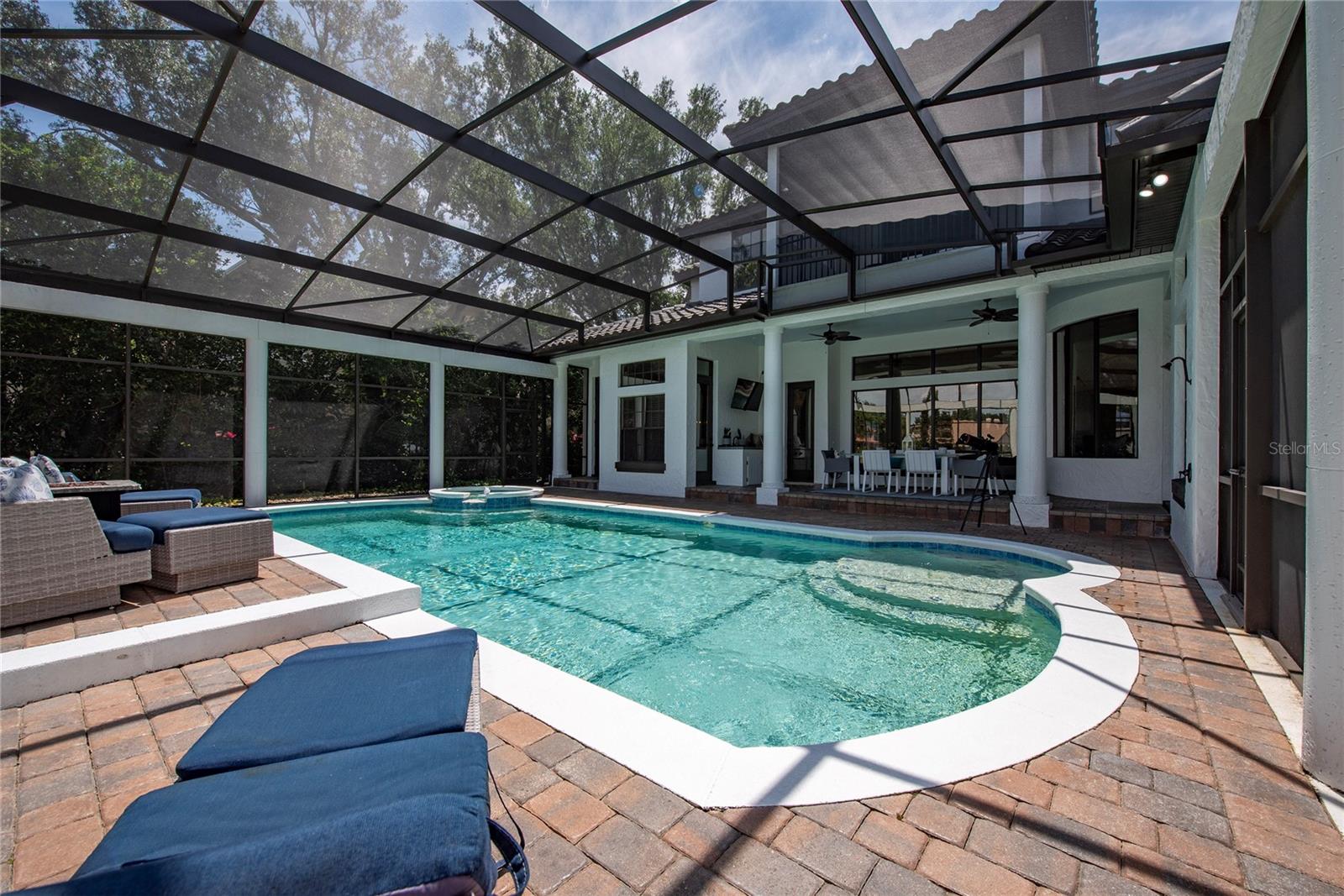 6221 Blakeford Drive