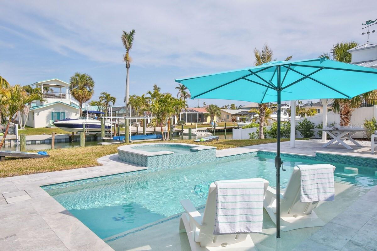 605 Concord Lane, Holmes Beach, FL