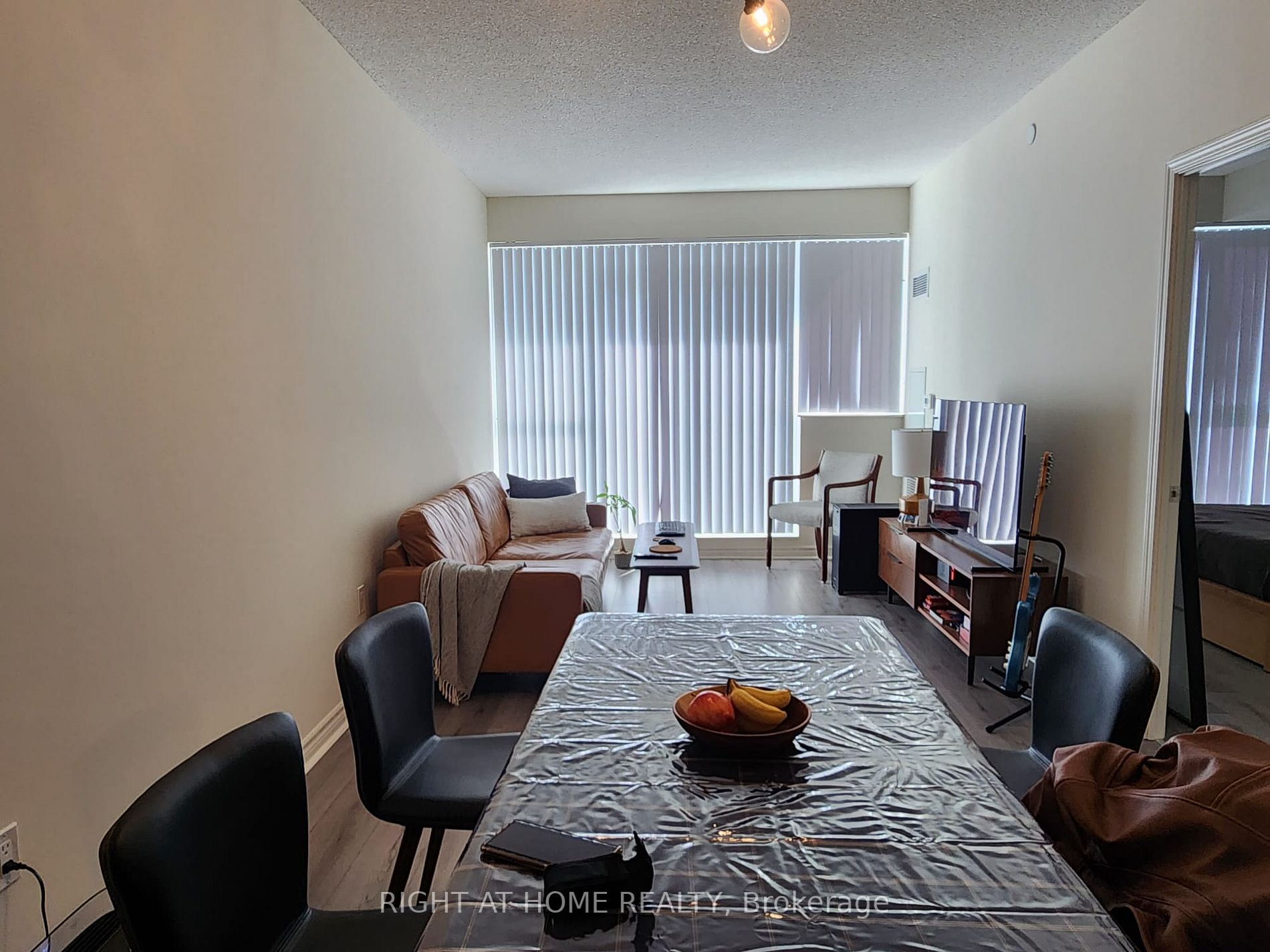 349 W Rathburn Rd 1711