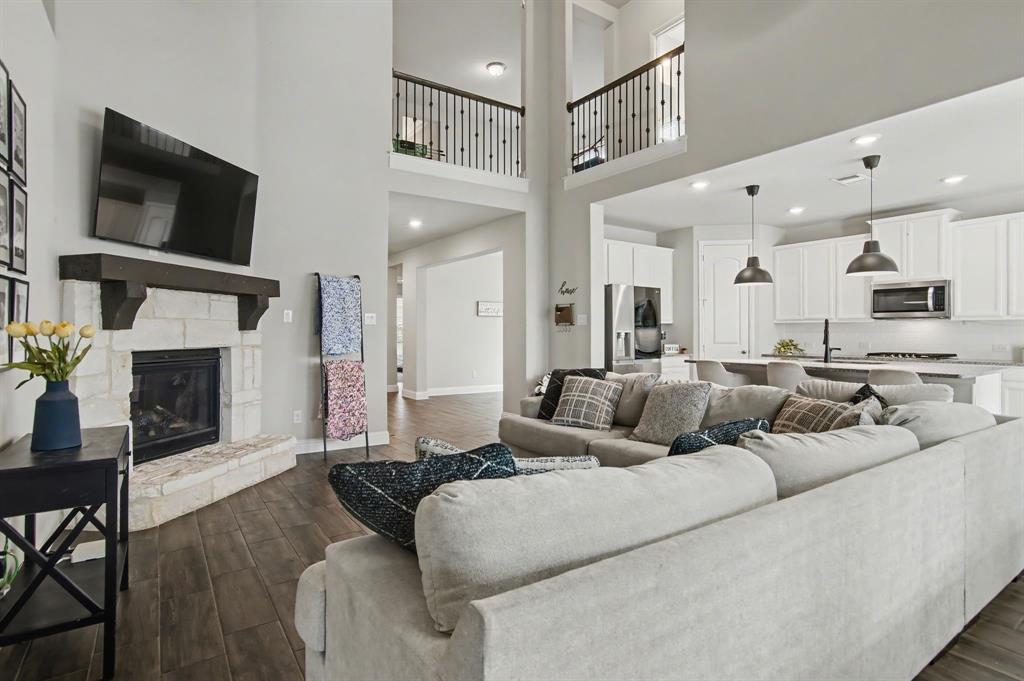 5621 Salt Springs Drive