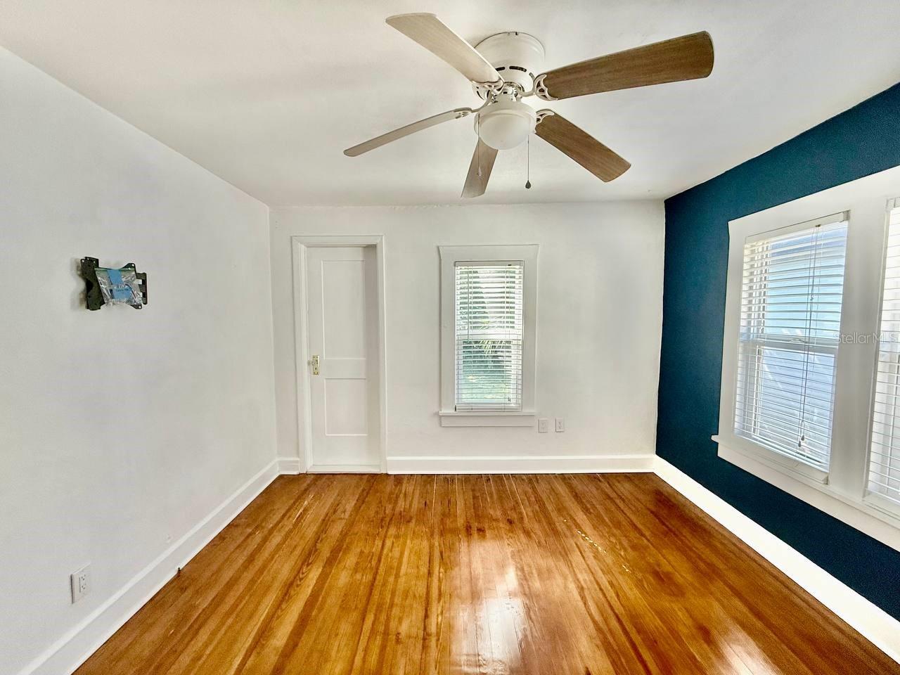 2120 46th Av N