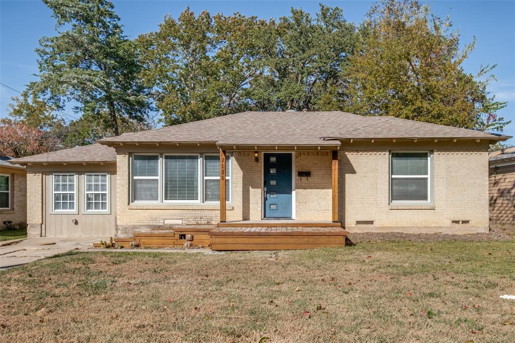 Beautifully well maintained home with fresh paint throughout, updated bathroom and ready for move in. Fantastic curb appeal with a cedar porch.
Hardwood floors, decorative lighting and white appliances. The restroom is elegantly updated. The 3rd bedroom is big enough it could be used as second living space. There is a large backyard to enjoy for entertaining or outdoor fun. Located in Casa View Heights not far from 635 and I-30 for an easy commute to many areas of Dallas. Close to the Arboretum and White Rock Lake. Foundation repaired 2025. Seller offering $8k in concession to the buyer for future work or updates to the home.