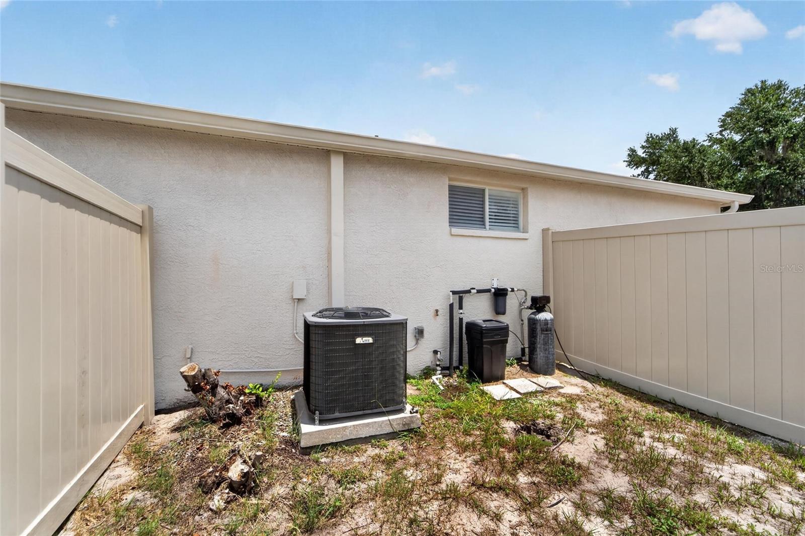 12124 Colonial Estates Lane