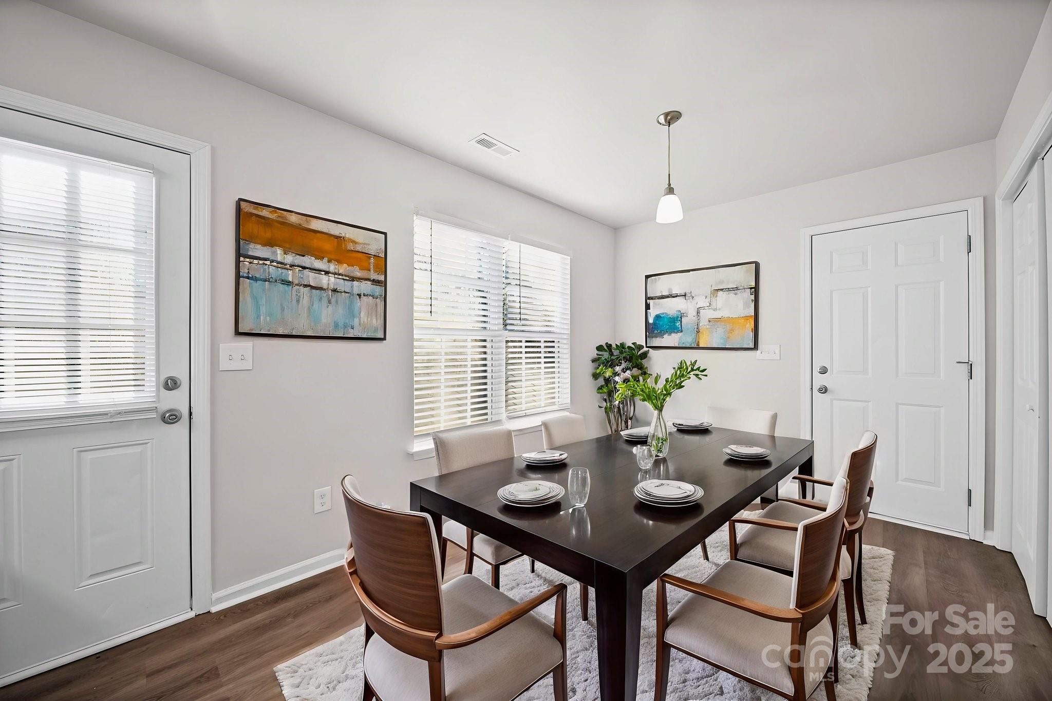 554 Havenbrook Way NW