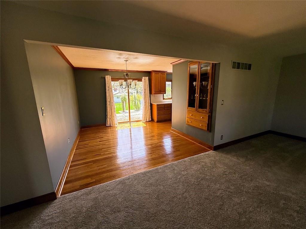 3707 NE 49th Terrace