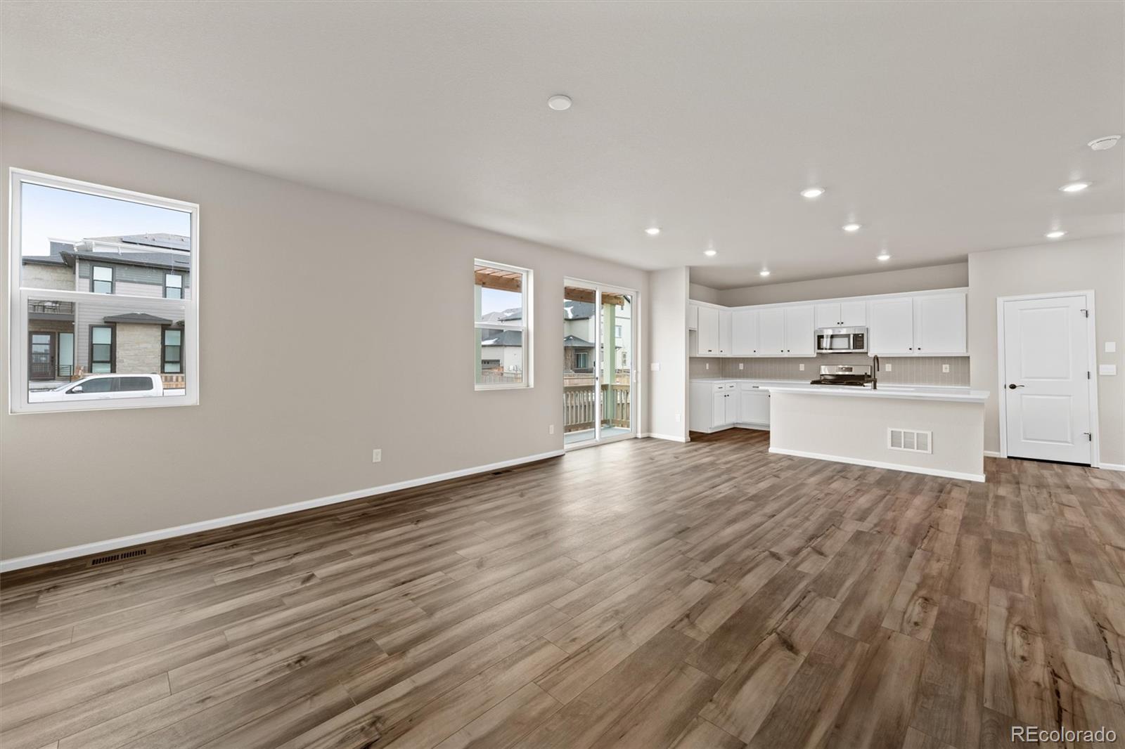 6267 N Nepal Court